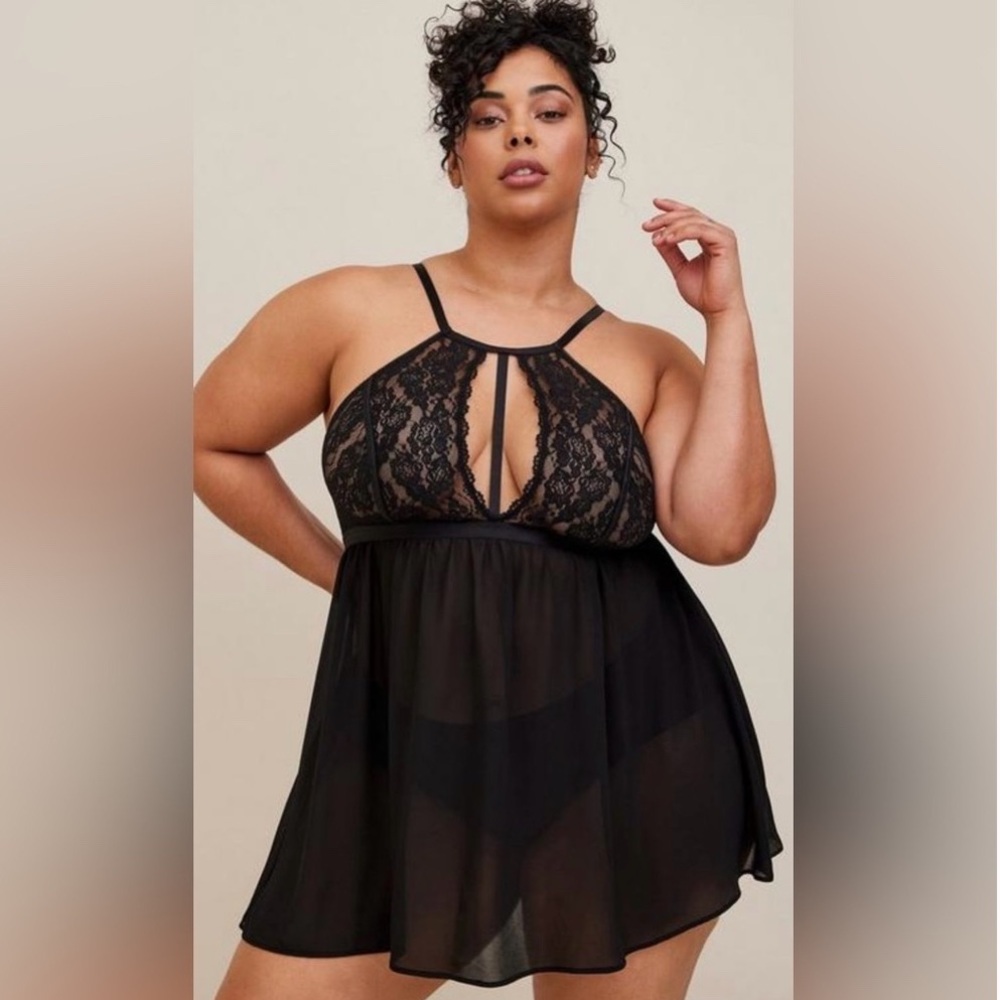 Torrid Lace High Neck Babydoll Black Size 1X NWT